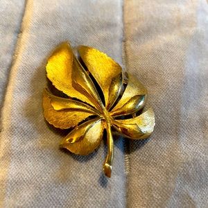 Trifari vintage gold brooch